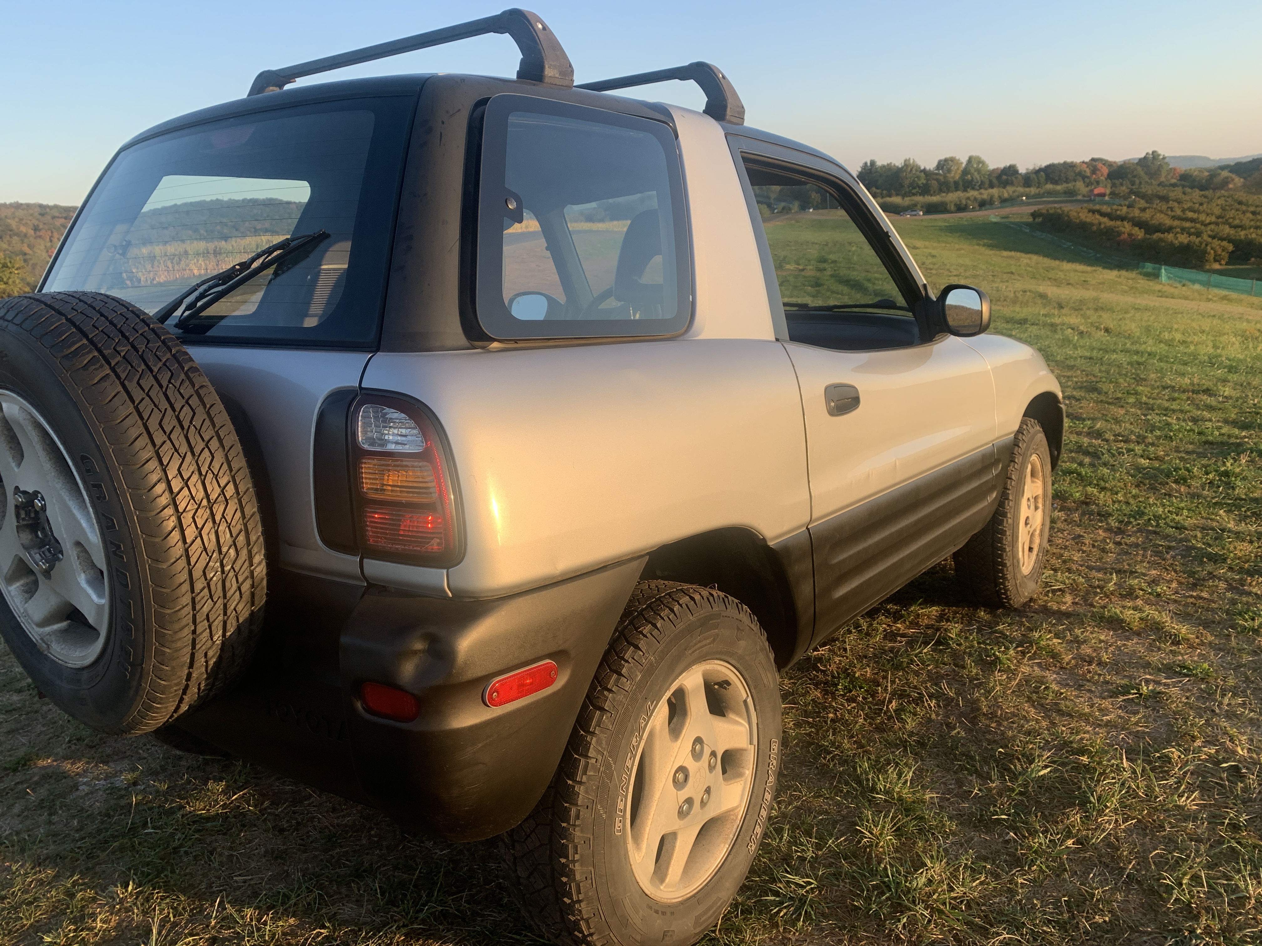 1998 Toyota RAV4 2 Door AWD — photo 72